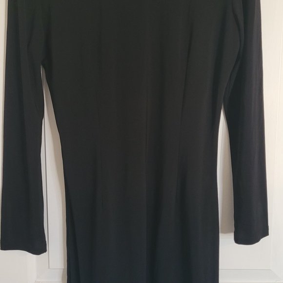 Adore Women's Black with Red/Orange Feather Print Tunic Top - Picture 4 of 4